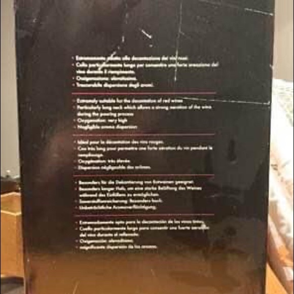 Luigi Bormioli Vinoteque 25-1/4-Ounce Decanter - Picture 2 of 3